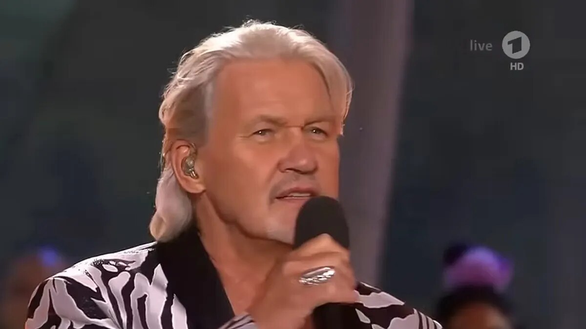 Mister Eurovision im Schlager: Warum Johnny Logan plötzlich überall mitsingt