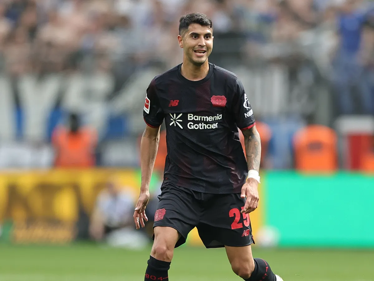 Palacios verlässt Bayer