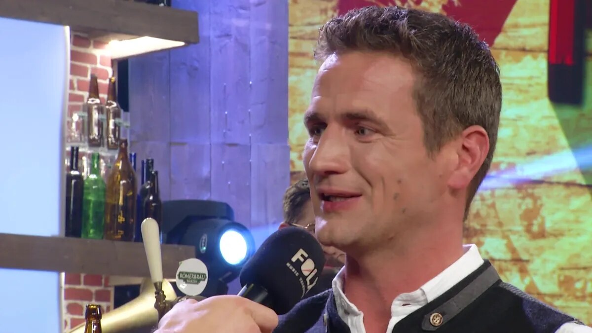 »Die Nervosität war nicht nur bei mir riesengroß« – Alexander Rier über die Tournee für seinen Vater
