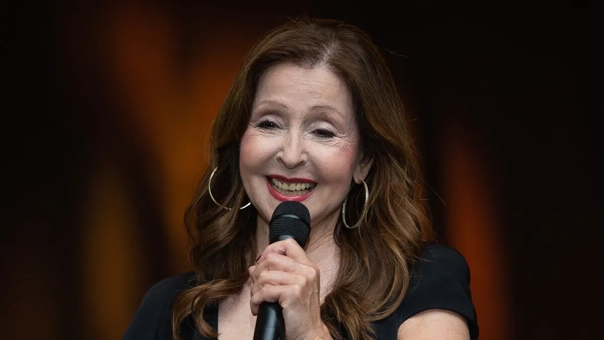 Vicky Leandros überrascht mit den Toten Hosen vor 35.000 Fans