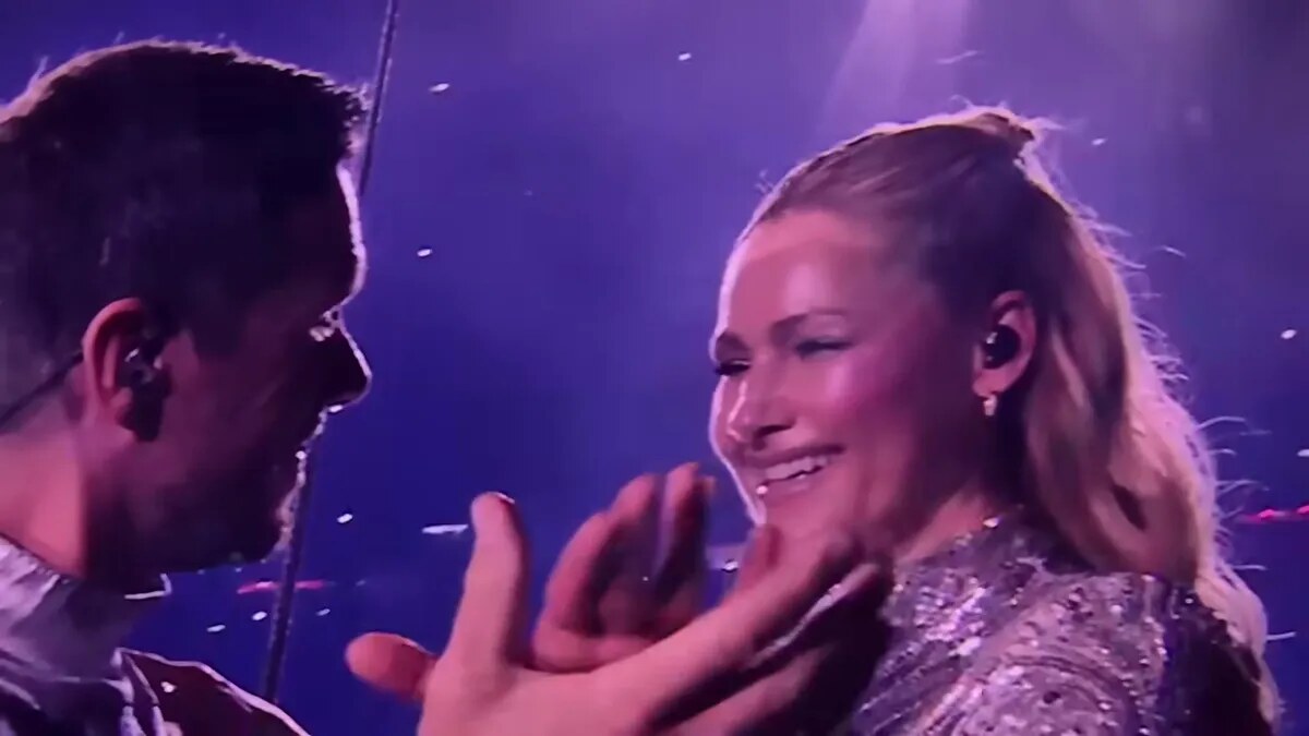 Helene Fischer: »An meiner Seite« ist da – das Video von der Stadiontour, ein Rekord und der Vorverkauf