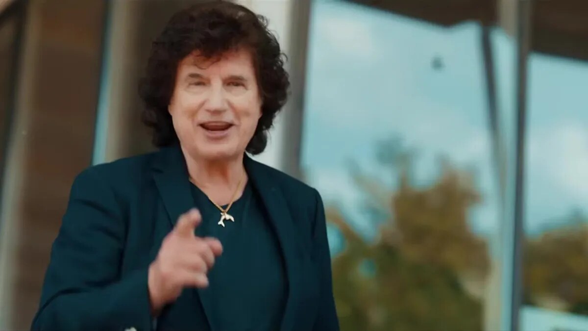 Olaf der Flipper (80): Tourstart in Hamburg mit Tochter Pia Malo – »Mir fehlen die Worte«