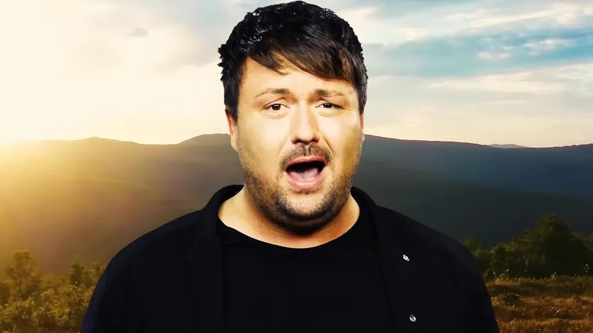 Alexander Martin erinnert mit „Mond“ an seinen Vater
