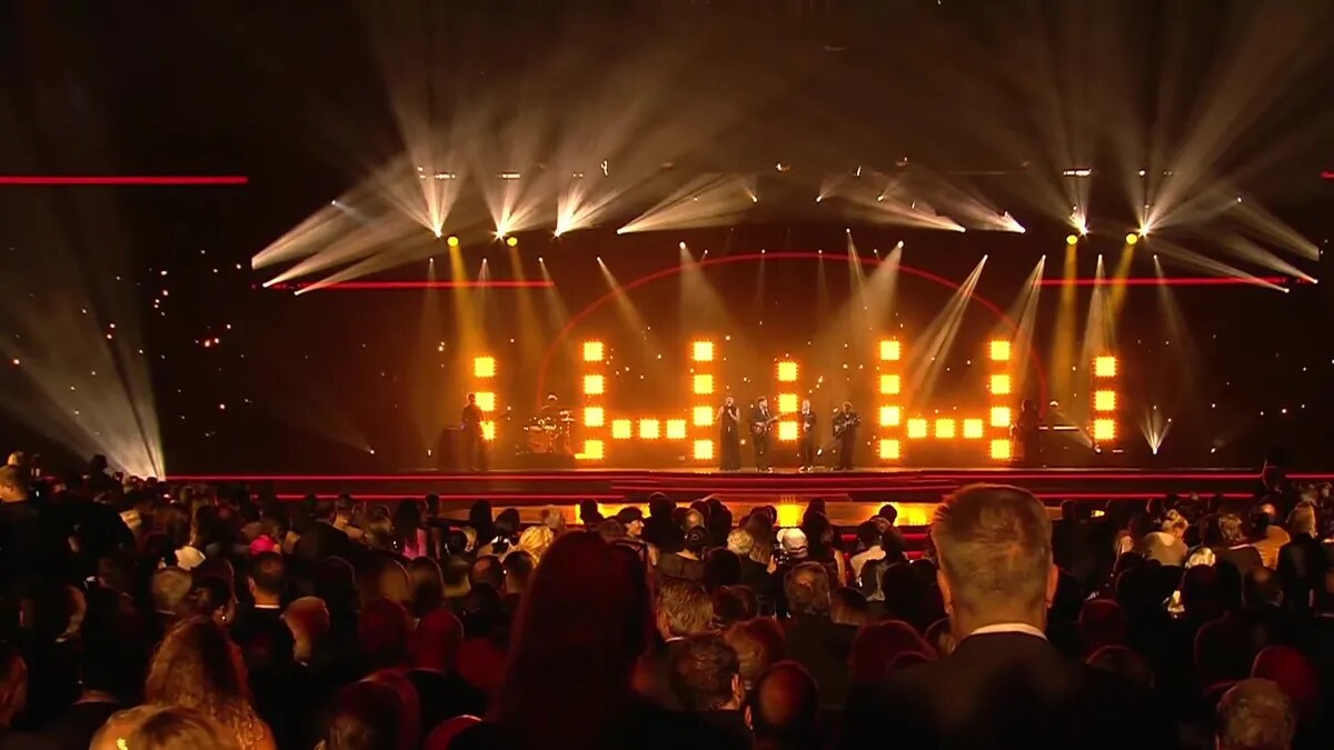 Take That und Michael Patrick Kelly: Deutschland-Premiere von »Feel My Love« bei der Goldenen Henne