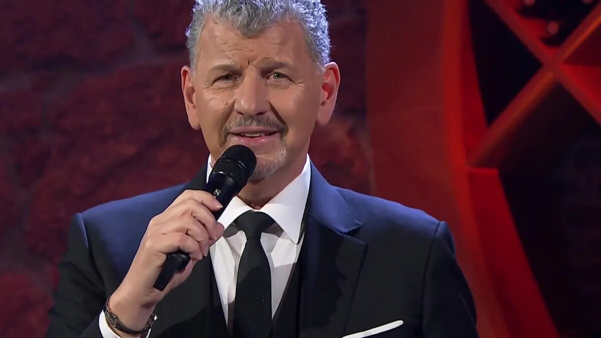 Schlager-Spaß mit Andy Borg: Semino Rossi singt »Du bist mein Glücksmoment« – und scherzt über seine Gelassenheit