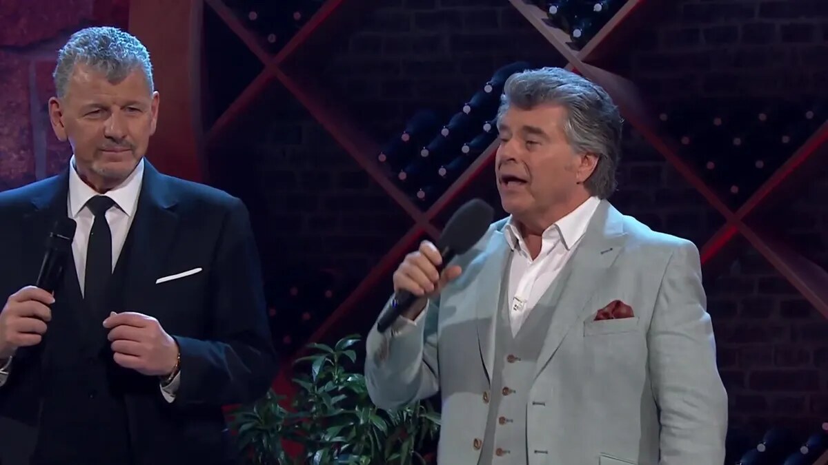 Schlager-Spaß mit Andy Borg: Andy Borg & Semino Rossi im Duett – »Gitarren klingen leise durch die Nacht«, auf Deutsch und Spanisch