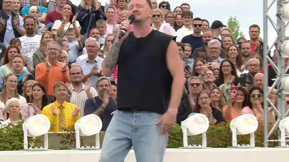 ZDF-Fernsehgarten: Ben Zucker singt »Heute nicht!« – und verrät seine gute Tat für Kahuza