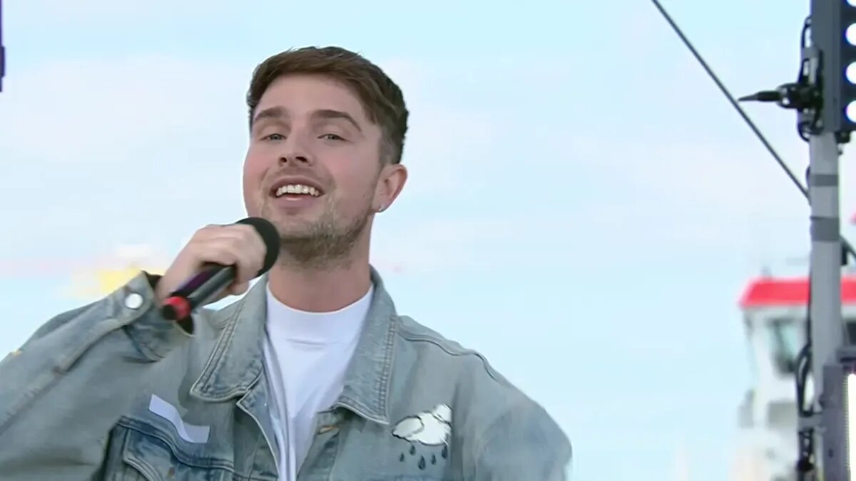 Mike Singer im ZDF-Fernsehgarten on tour: »Verdammt, ich lieb dich« und neuer Song »Mavi«