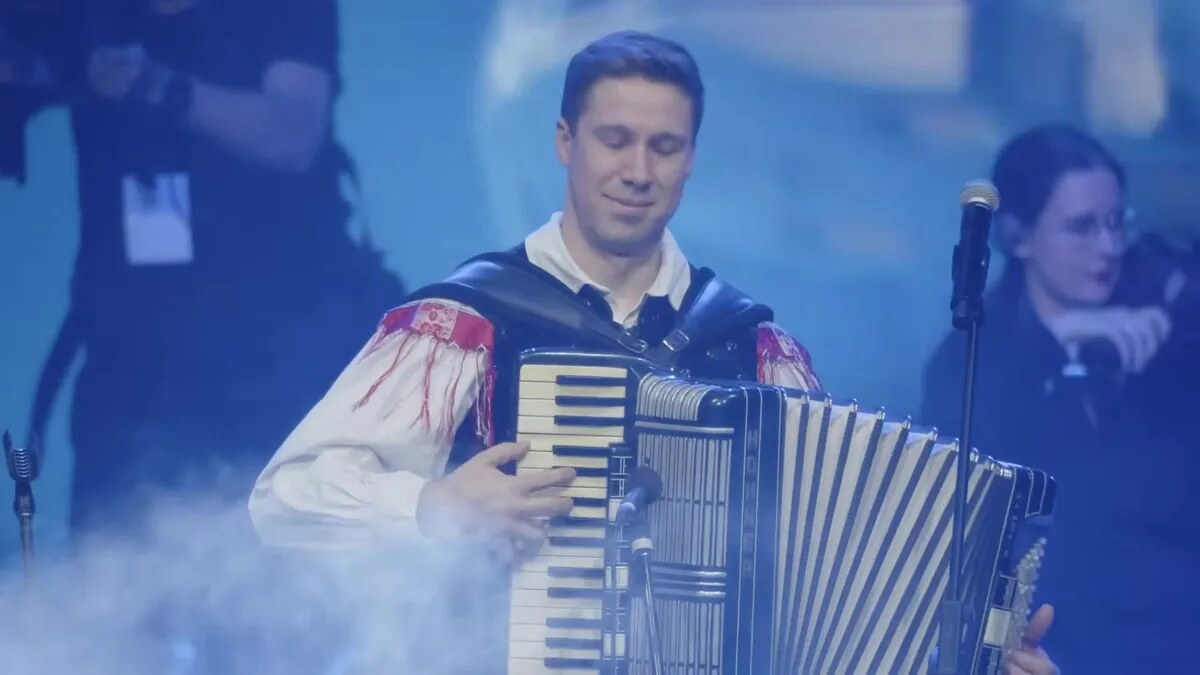 Sašo Avsenik sucht einen neuen Sänger: Luka Sešek geht, das Ensemble spielt erstmals in Argentinien