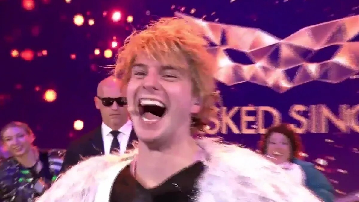 Vincent Gross gewinnt »The Masked Singer« als Fernando El Toro – und dann passiert das mit dem Pokal